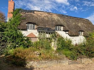 Photo 7- click for photo gallery